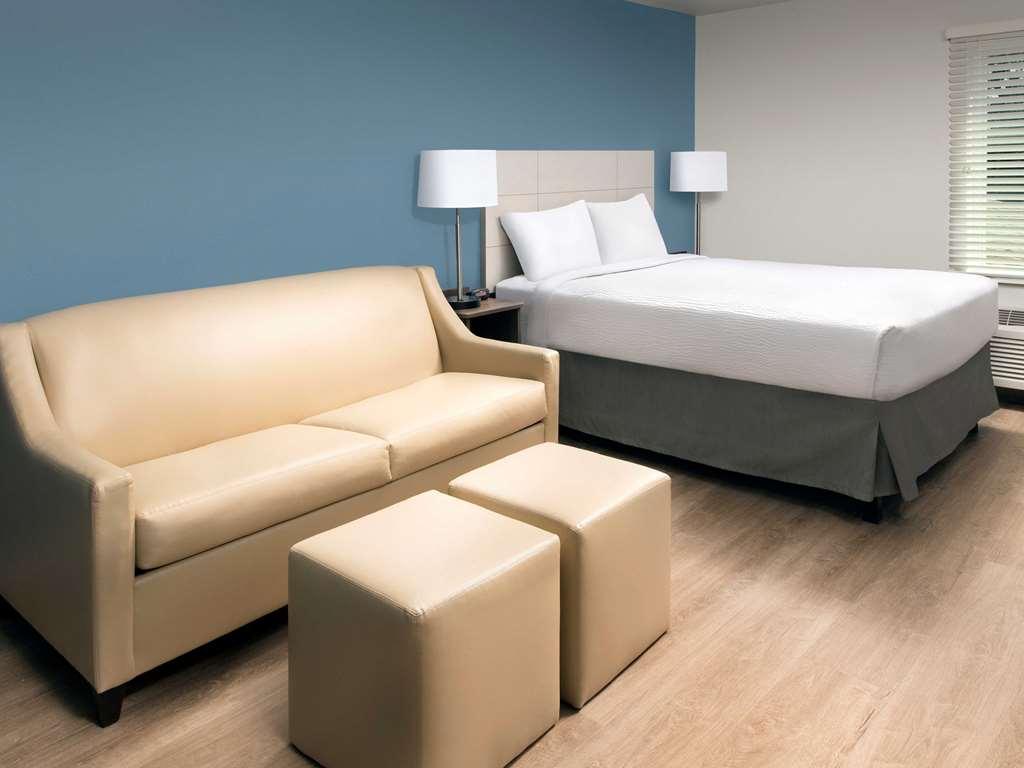 Woodspring Suites Providence Pokoj fotografie